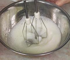 Иллюстрация к книге — Кулинарная коллекция. Шаг за шагом [desserts_14_1.jpg]