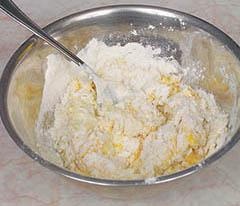 Иллюстрация к книге — Кулинарная коллекция. Шаг за шагом [desserts_15_3.jpg]