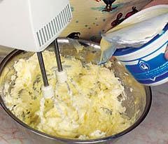 Иллюстрация к книге — Кулинарная коллекция. Шаг за шагом [desserts_18_3.jpg]