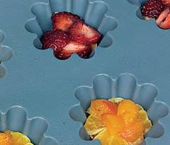 Иллюстрация к книге — Кулинарная коллекция. Шаг за шагом [desserts_29_3.jpg]