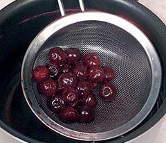 Иллюстрация к книге — Кулинарная коллекция. Шаг за шагом [desserts_32_1.jpg]