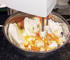 Иллюстрация к книге — Кулинарная коллекция. Шаг за шагом [desserts_33_2.jpg]