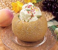 Иллюстрация к книге — Кулинарная коллекция. Шаг за шагом [desserts_42_4.jpg]