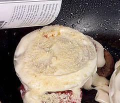 Иллюстрация к книге — Кулинарная коллекция. Шаг за шагом [hot_05_4.jpg]