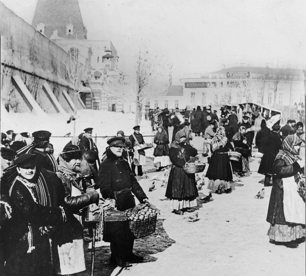 Иллюстрация к книге — Непридуманная история русских продуктов. От Киевской Руси до СССР [i_153.jpg]