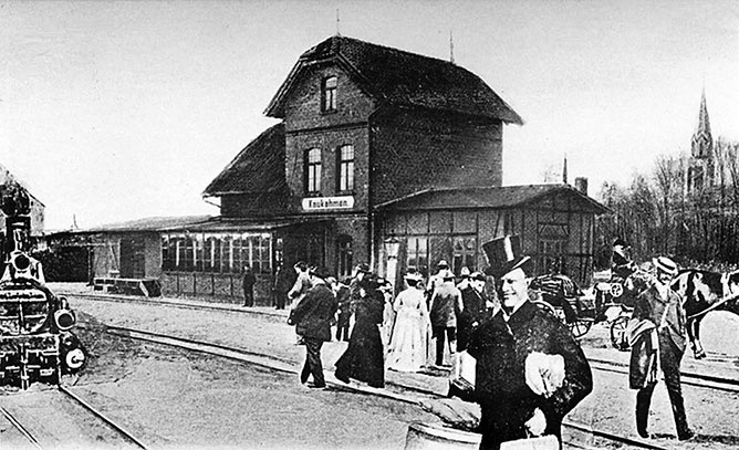 Иллюстрация к книге — Золотая тень Кёнигсберга [i_005.jpg]