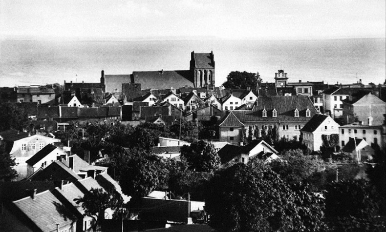 Иллюстрация к книге — Золотая тень Кёнигсберга [i_018.jpg]