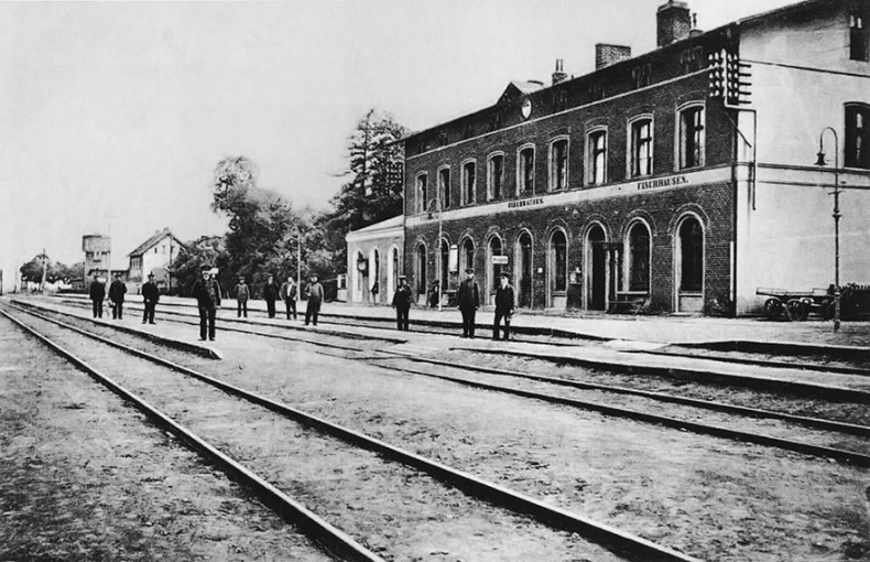 Иллюстрация к книге — Золотая тень Кёнигсберга [i_019.jpg]