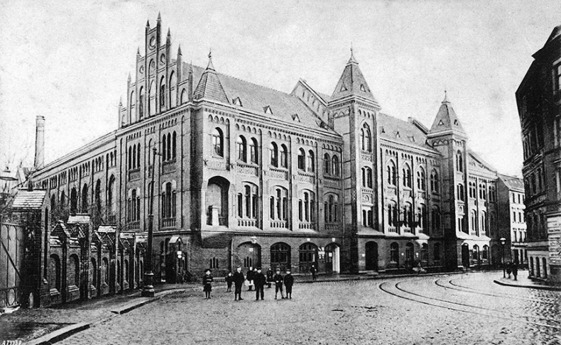 Иллюстрация к книге — Прогулки по Кенигсбергу [i_093.jpg]