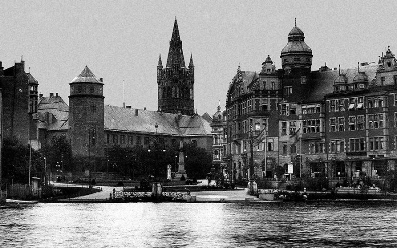 Иллюстрация к книге — Прогулки по Кенигсбергу [i_103.jpg]