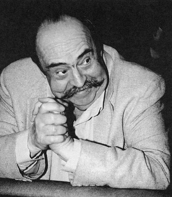 Иллюстрация к книге — XX век как жизнь. Воспоминания [i_018.jpg]