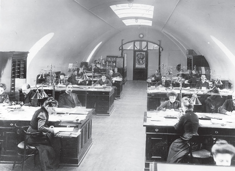 Иллюстрация к книге — Исторические здания Петербурга. Прошлое и современность. Адреса и обитатели [_22.jpg]