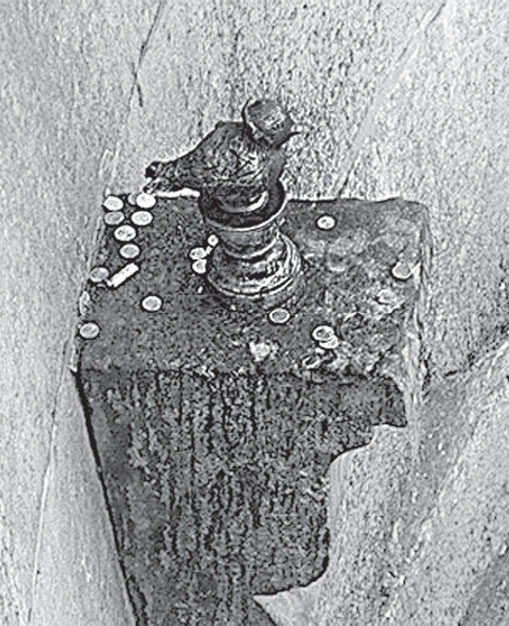 Иллюстрация к книге — Исторические здания Петербурга. Прошлое и современность. Адреса и обитатели [_83.jpg]