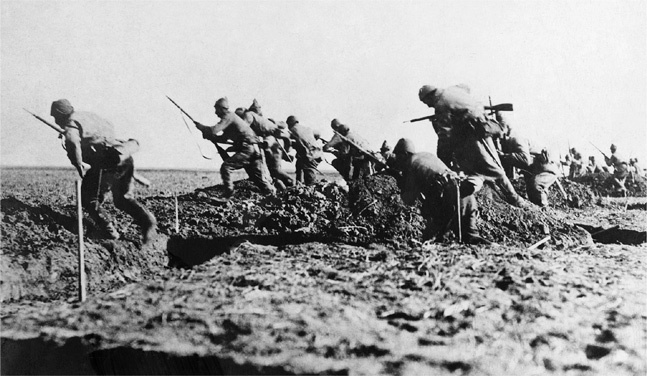 Иллюстрация к книге — Падение Османской империи. Первая мировая война на Ближнем Востоке, 1914-1920 [i_027.jpg]