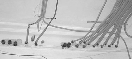 Иллюстрация к книге — Обустройство и ремонт дома быстро и дешево. Коммуникации и интерьер своими руками всего за 2 месяца [i_081.jpg]