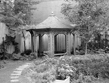 Иллюстрация к книге — Благоустройство территории вокруг коттеджа [i_082.jpg]