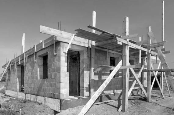 Иллюстрация к книге — Строительство дома быстро и дешево [_131.jpg]