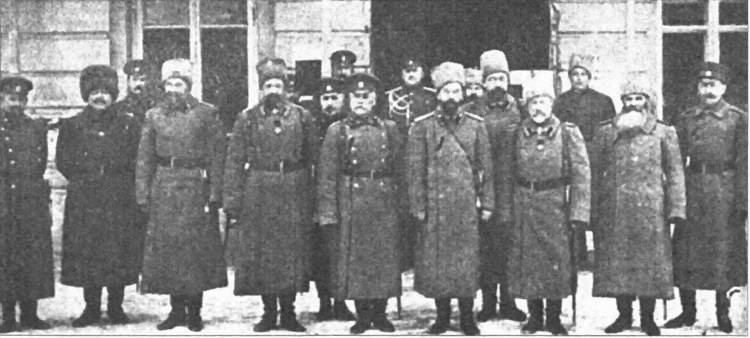 Иллюстрация к книге — Главнокомандующие фронтами и заговор 1917 года [i_008.jpg]