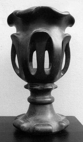 Иллюстрация к книге — Уроки искусного резчика. Вырезаем из дерева фигурки людей и животных, посуду, статуэтки [i_138.jpg]