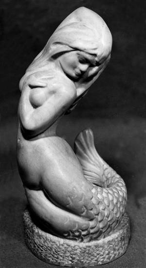 Иллюстрация к книге — Уроки искусного резчика. Вырезаем из дерева фигурки людей и животных, посуду, статуэтки [i_158.jpg]