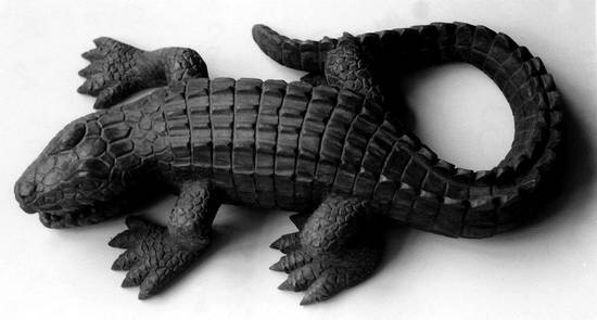 Иллюстрация к книге — Уроки искусного резчика. Вырезаем из дерева фигурки людей и животных, посуду, статуэтки [i_195.jpg]