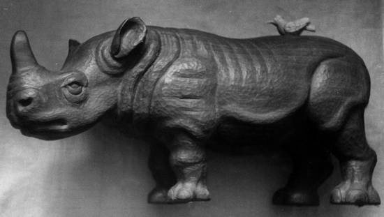 Иллюстрация к книге — Уроки искусного резчика. Вырезаем из дерева фигурки людей и животных, посуду, статуэтки [i_209.jpg]