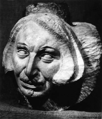 Иллюстрация к книге — Уроки искусного резчика. Вырезаем из дерева фигурки людей и животных, посуду, статуэтки [i_307.jpg]