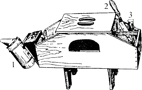Иллюстрация к книге — Азбука пчеловода. Руководство по разведению пчел на приусадебном участке [_049_1.jpg]