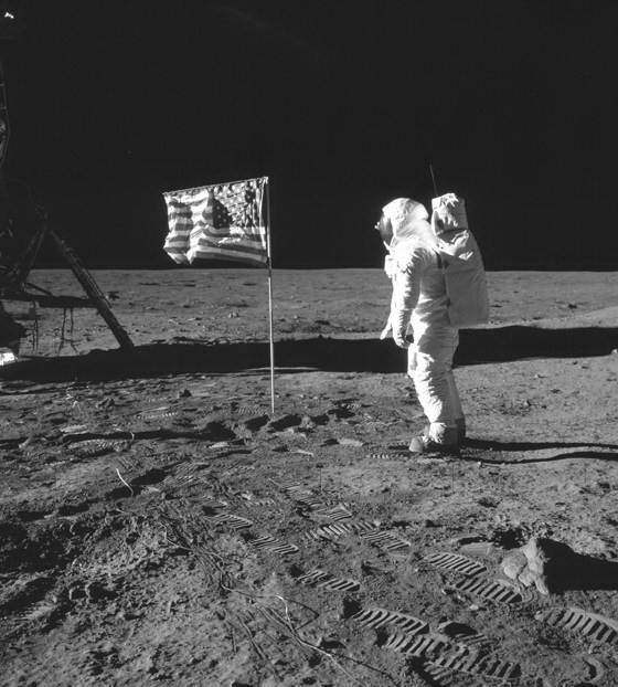 Иллюстрация к книге — История космического соперничества СССР и США [i_059.jpg]