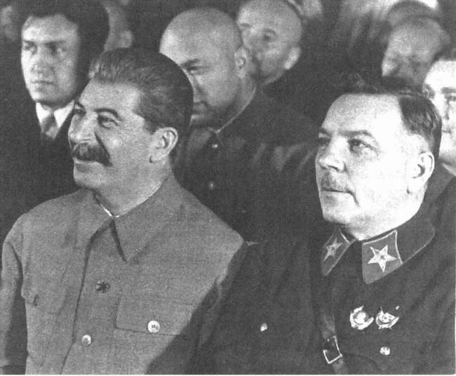 Иллюстрация к книге — Клим Ворошилов. Первый Маршал страны Советов. Друг Сталина, враг Хрущева [i_016.jpg]