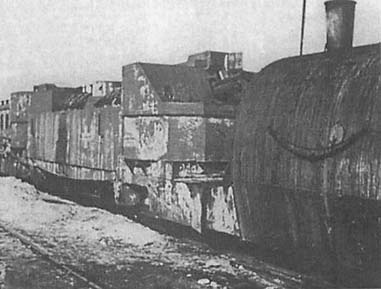 Иллюстрация к книге — Крепости на колесах. История бронепоездов [i_107.jpg]