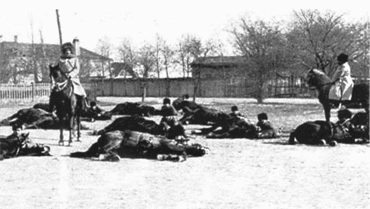 Иллюстрация к книге — Русская армия в войне 1904-1905 гг. Историко-антропологическое исследование влияния взаимоотношений военнослужащих на ход боевых действий [i_019.jpg]