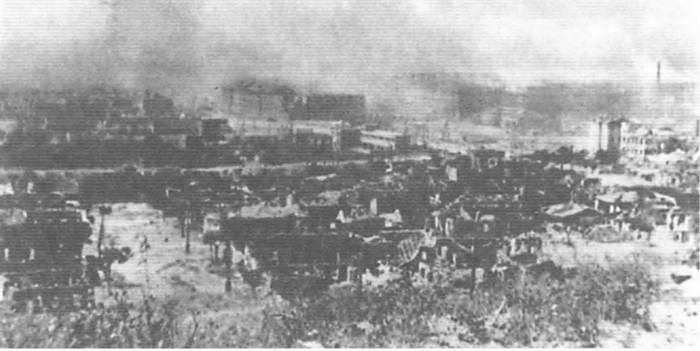 Иллюстрация к книге — Восточный фронт. Черкассы. Тернополь. Крым. Витебск. Бобруйск. Броды. Яссы. Кишинев. 1944 [i_030.jpg]