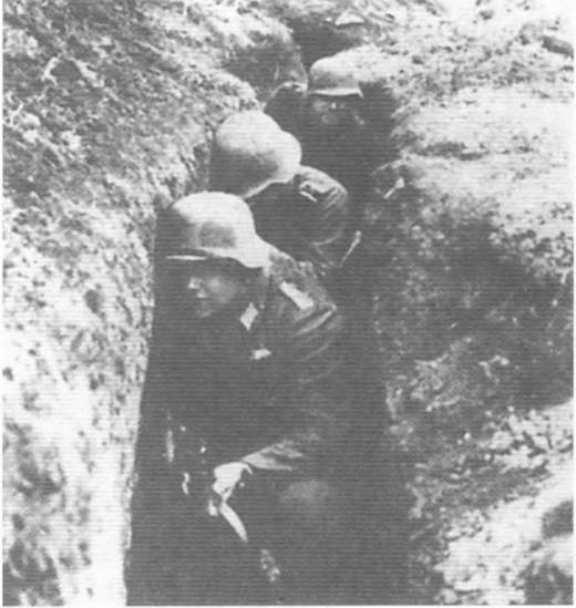 Иллюстрация к книге — Восточный фронт. Черкассы. Тернополь. Крым. Витебск. Бобруйск. Броды. Яссы. Кишинев. 1944 [i_036.jpg]