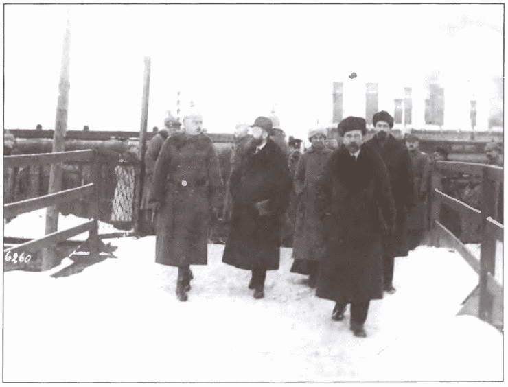 Иллюстрация к книге — Брестский мир. Ловушка Ленина для кайзеровской Германии [i_019.jpg]