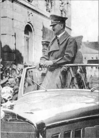 Иллюстрация к книге — Wehrmacht. Сухопутные войска III Рейха [i_019.jpg]