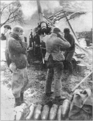 Иллюстрация к книге — Wehrmacht. Сухопутные войска III Рейха [i_170.jpg]