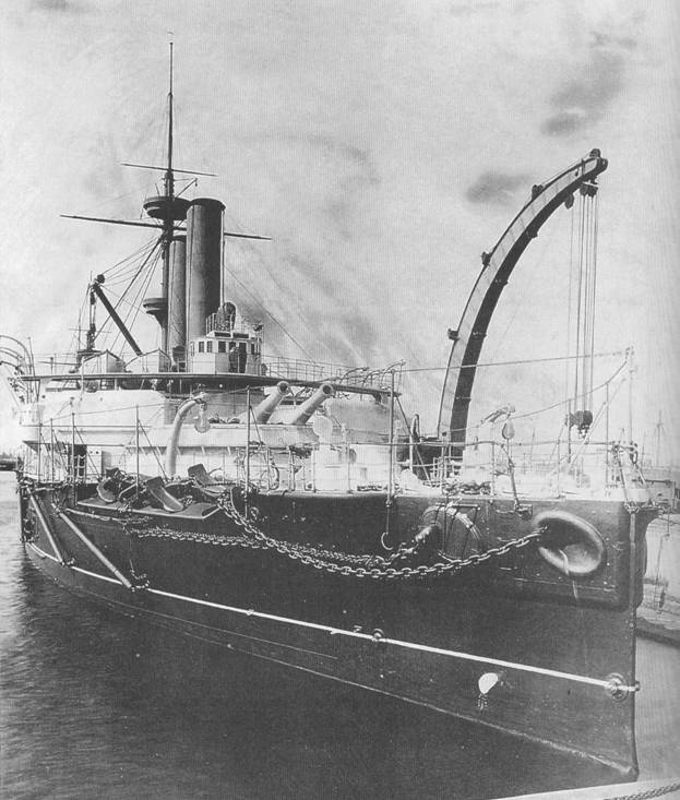 Иллюстрация к книге — Линкоры Британской империи. Часть 3. Тараны и орудия-монстры [pic_40.jpg]