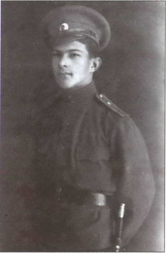 Иллюстрация к книге — По обе стороны правды. Власовское движение и отечественная коллаборация [i_009.jpg]