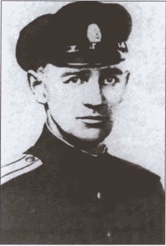 Иллюстрация к книге — По обе стороны правды. Власовское движение и отечественная коллаборация [i_020.jpg]