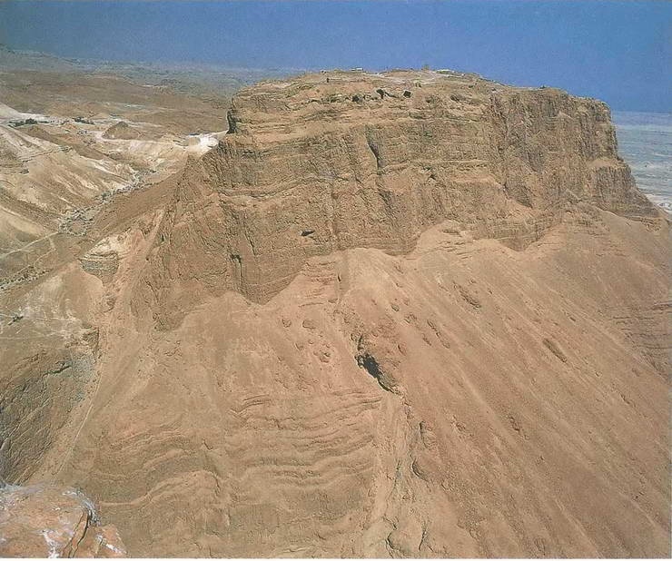 Иллюстрация к книге — Искусство осады. Знаменитые штурмы и осады античности [i_130.jpg]