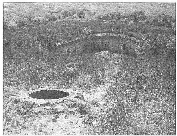 Иллюстрация к книге — Твердыни России. От Новгорода до Порт-Артура [i_030.jpg]