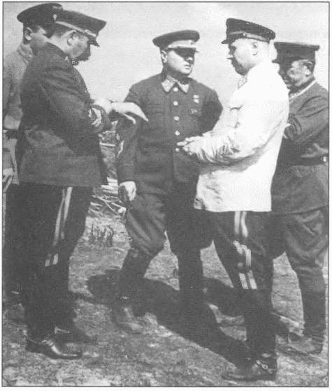 Иллюстрация к книге — Трагедия сорок первого. Документы и размышления [i_017.jpg]