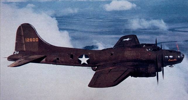 Иллюстрация к книге — Бомбардировщики союзников 1939-1945. Справочник-определитель самолетов [pic_179.jpg]