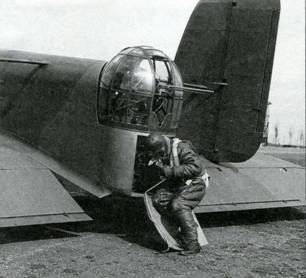 Иллюстрация к книге — Бомбардировщики союзников 1939-1945. Справочник-определитель самолетов [pic_47.jpg]