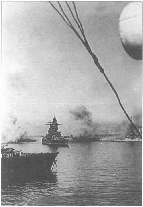 Иллюстрация к книге — "Партизаны" флота. Из истории крейсерства и крейсеров [i_020.jpg]