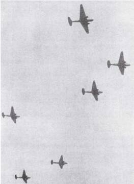 Иллюстрация к книге — Японская императорская военно-морская авиация. 1937-1945 [pic_61.jpg]