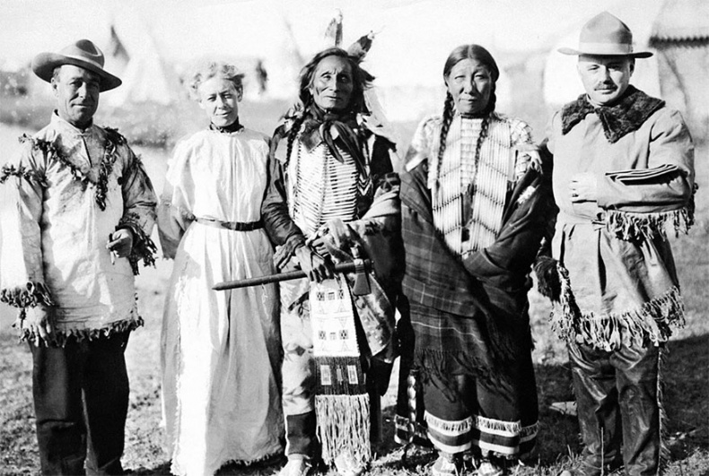 Иллюстрация к книге — Первая энциклопедия Дикого Запада - от A до Z [i_105.jpg]