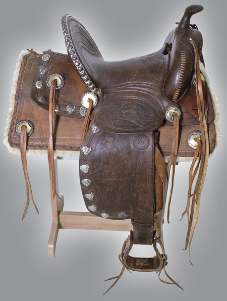 Иллюстрация к книге — Стрелки Дикого Запада. Шерифы, бандиты, ковбои, ганфайтеры [i_197.jpg]