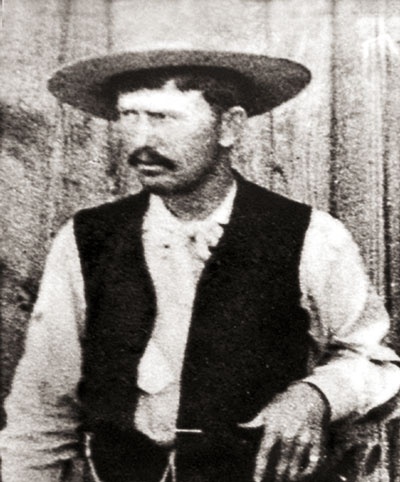 Иллюстрация к книге — Стрелки Дикого Запада. Шерифы, бандиты, ковбои, ганфайтеры [i_207.jpg]